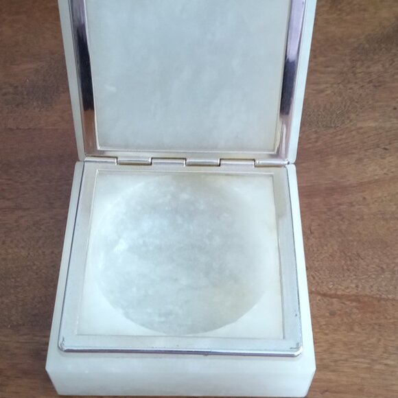 Vintage Alabaster Trinket Box - Picture 7 of 7